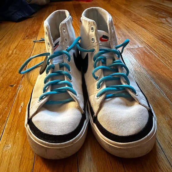 Nike Blazer - Picture 3 of 8